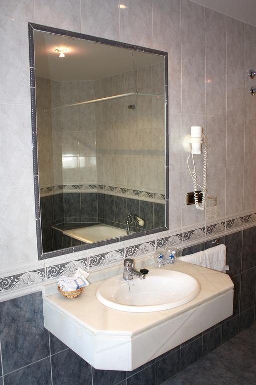 Hostal La Maya Cercedilla Szoba fotó